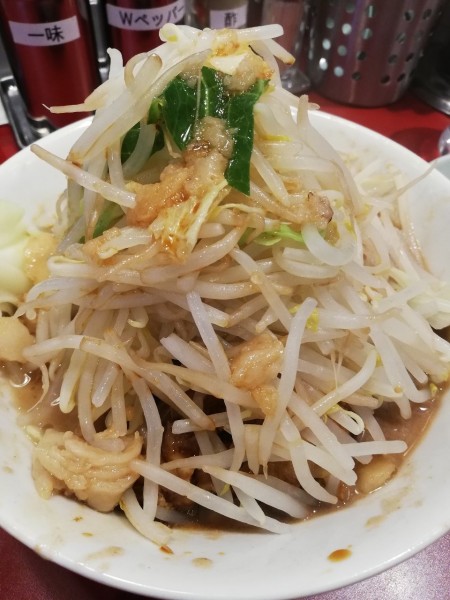 「濃厚ミニ  ヤサイ」@豚らーめん ミドリカワの写真