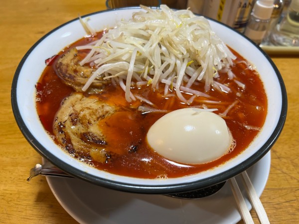 「勝浦チャーシュータンタンメン(豚骨)」@てっぱつ屋 佐野店の写真