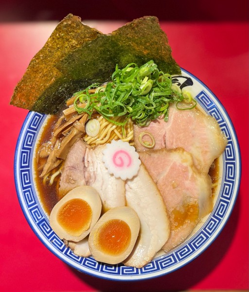 「特醤油ラーメン、麺大盛り」@風は南からの写真