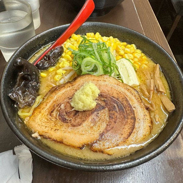 「みそバターコーンラーメン」@サッポロラーメン エゾ麺ロックの写真