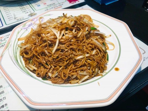 「鼓油皇炒麺」@香港 贊記茶餐廳 飯田橋店の写真
