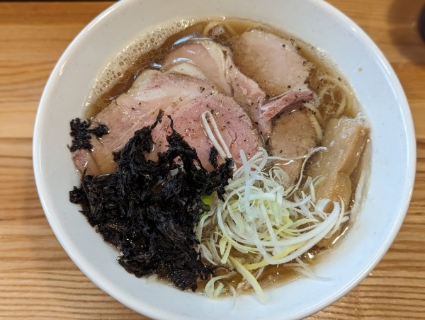 「魚介鶏豚中華そば」@麺や 一想の写真