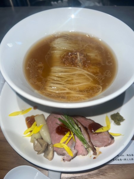 「【ゲリラ限定３０食】忝×小雪×鴨（1300円）」@麺逢 KATAJIKENAIの写真