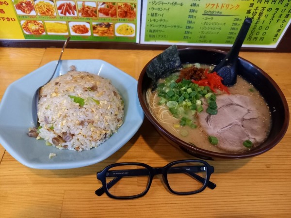 「チャーハンセット(白博多ラーメン)」@博多ラーメン 長浜や 平和島店の写真