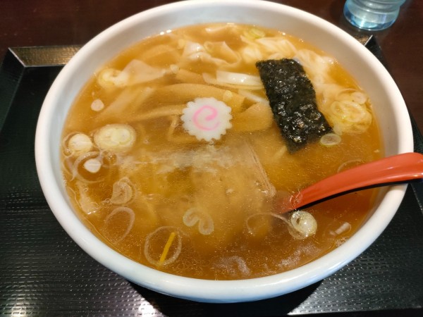 「ワンタンメン」@中華蕎麦 金魚の写真