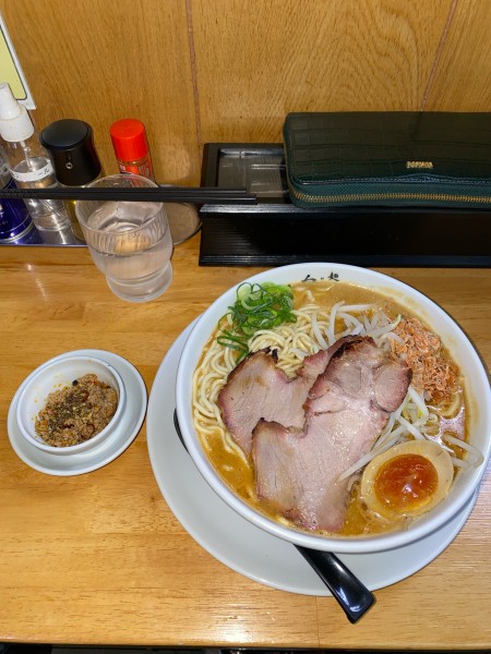 「濃厚！えび味噌ラーメン大盛シビ辛ミンチ¥1,090円(限定)」@麺屋 白神の写真
