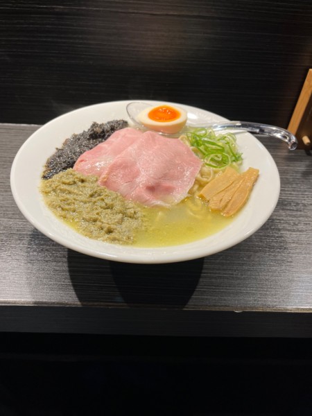 「特製牡蠣塩」@中華蕎麦 無冠の写真