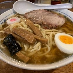 中華そば（820円）