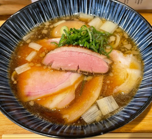 「特製醤油らーめん　手揉み麺変更」@ハちゃんラーメンの写真