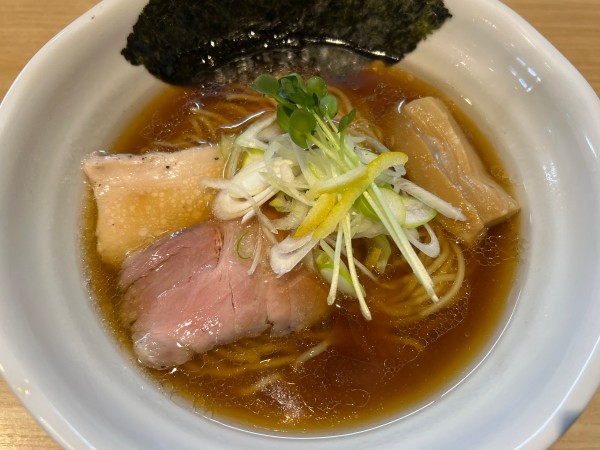 「黒らーめん」@麺処 しかての写真