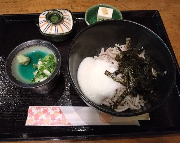 「祖谷そば山かけぶっかけ1,050円」@祖谷そば もみじ亭の写真