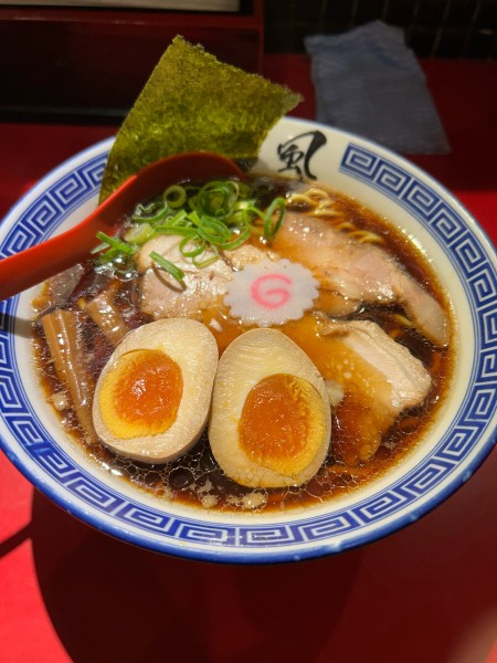 「醤油ラーメン　味玉」@風は南からの写真