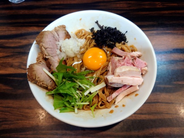 「限定 これ絶対好きなヤツまぜそば」@中華そば 梟の写真