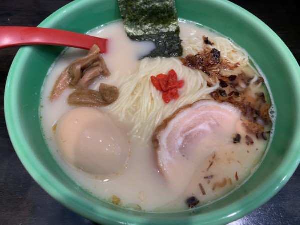 「むさし坊ラーメン（+味玉）」@麺匠 むさし坊 武蔵浦和本店の写真