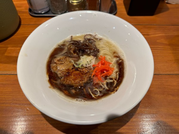 「【ゲリラ限定】マー油豚骨：500円」@麺屋 真心の写真