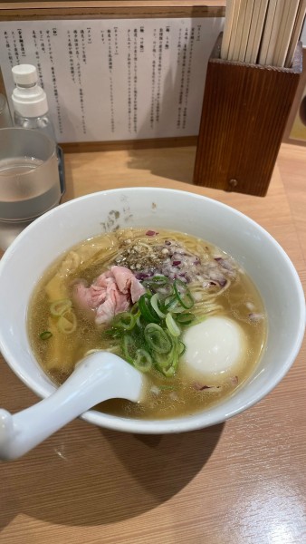 「金目鯛ラーメン」@らぁ麺 鳳仙花の写真