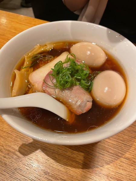 「醤油ラーメン」@らぁ麺はやし田 多摩センター店の写真