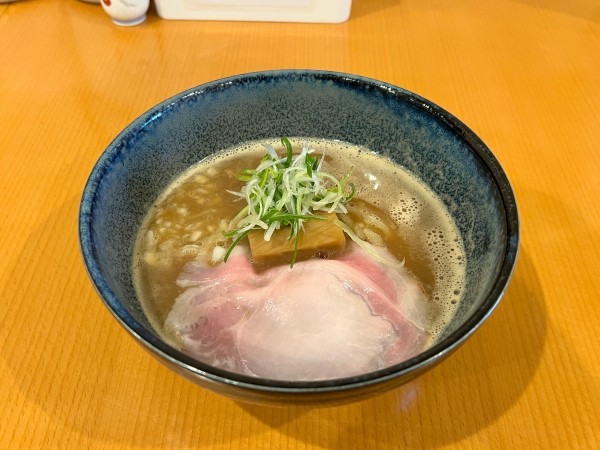 「鶏豚々超多加水手揉み麺」@麺々結びの写真