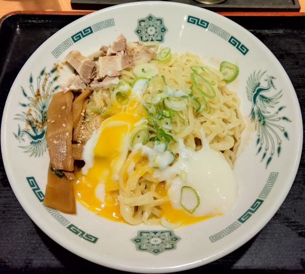 「汁なしラーメン 600円」@日高屋 西日暮里東口店の写真