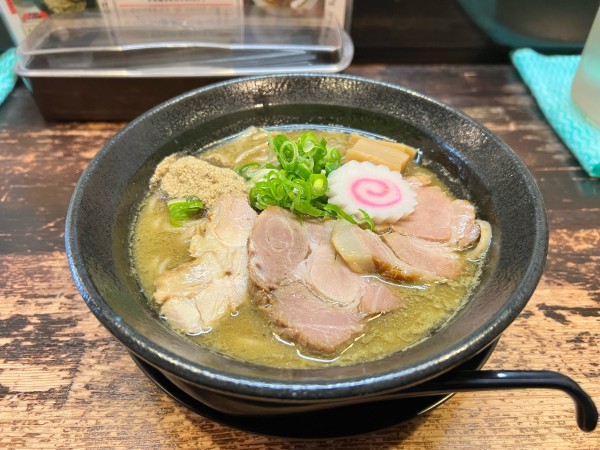 「超濃厚煮干しラーメン」@にぼしこいしの写真