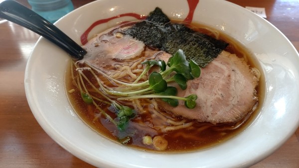 「中華そば　800円」@かまや食堂の写真