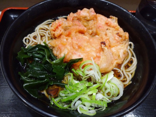 「紅生姜天そば（530円）」@名代 富士そば 日ノ出町店の写真