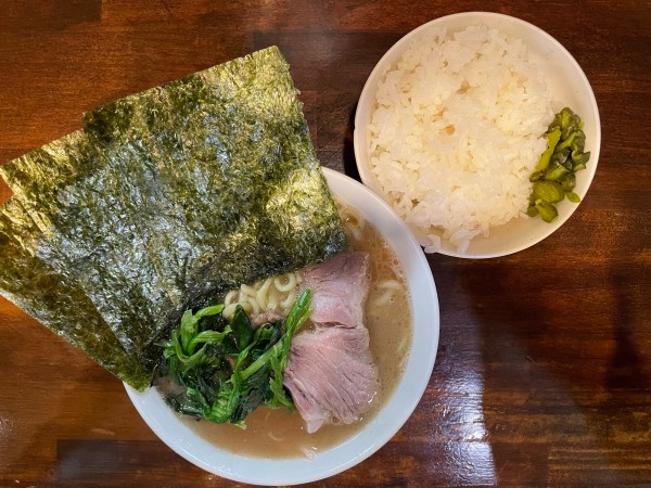 「ミニラーメン、ライス」@洞くつ家の写真