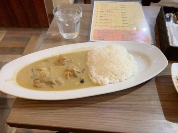 「タイグリーンカレー　880円」@Shapla 神田店の写真