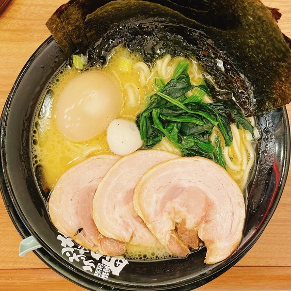 「MAXラーメン 塩豚骨」@町田商店 三軒茶屋店の写真