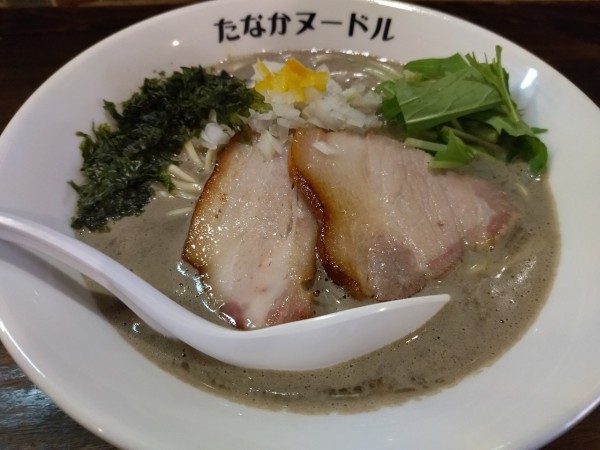 「タナニボラーメン」@たなか青空笑店の写真