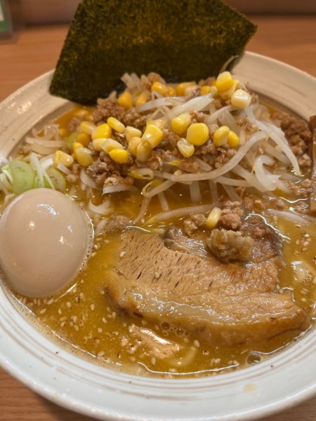 「期間限定味噌ラーメン玉子トッピング」@旋の写真