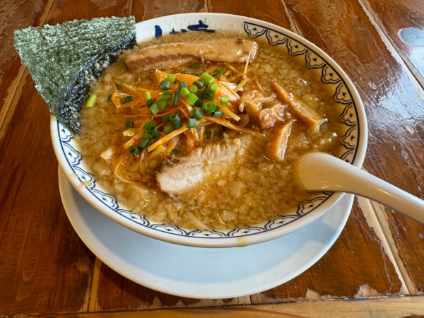 「しゃかりきラーメン＋角煮」@しゃかりき 川口店の写真