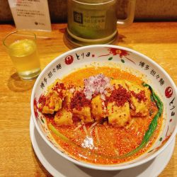 フライドチキン担々麺