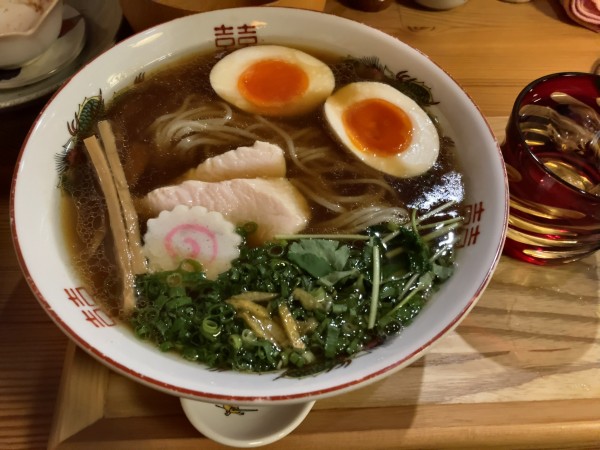「特製醤油ラーメン」@焼鳥 宮屋の写真