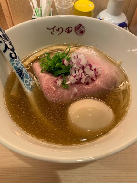 「炭火焼き鯵煮干し 塩そば+味たま(クーポン)」@鴨そば さわ田 ヨドバシ横浜店の写真