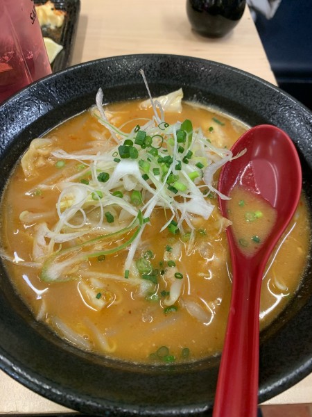 「半ラーメン（味噌）」@牡蠣五坪 九段下店の写真