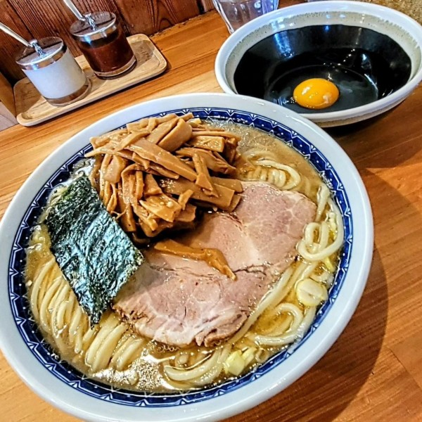 「新.塩ラーメン」@自家製中華そば としおかの写真