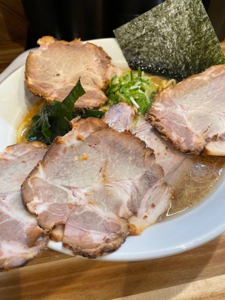 「らーめん大盛TP肉320円」@らーめん 輝の写真