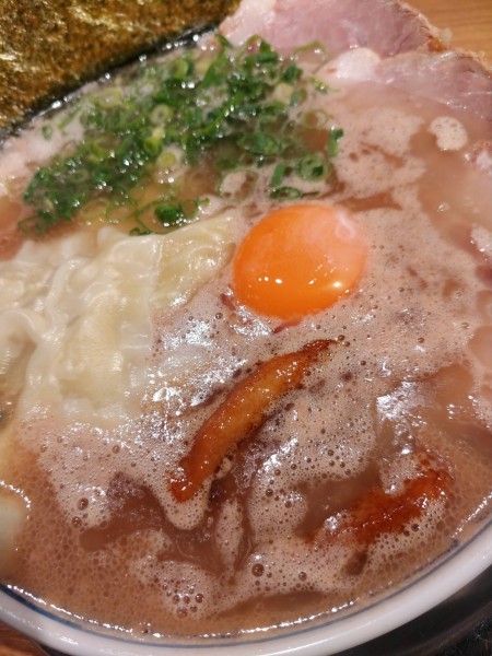 「極ラーメン・やわ」@三代目 博多 だるま アクアシティお台場店の写真