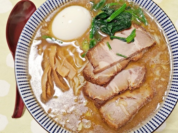 「お持ち帰り中華そば＋チャーシュー増量（＋その他）」@中華そば まるきの写真