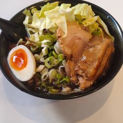 熊本全部入りﾗｰﾒﾝ＋替え玉