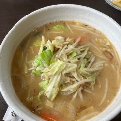 味噌野菜ラーメン(煮込)