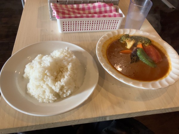 「野菜カレー　980円」@スープカレーカムイ アキバの写真