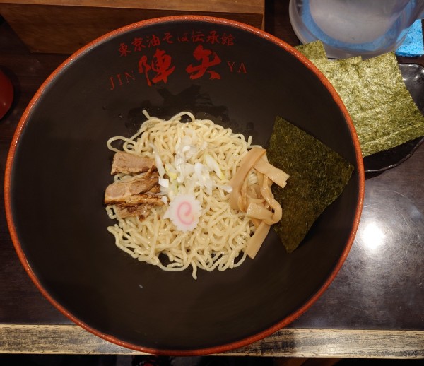 「油そば+のり(800円)」@陣矢 東京油そば伝承館 上野の陣の写真