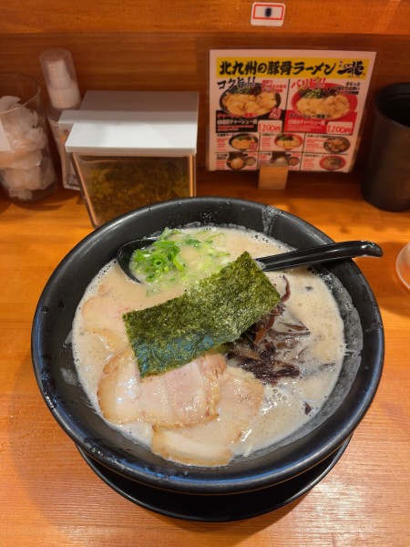 「濃厚ラーメン（900円）」@石田一龍 大阪天満店の写真