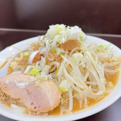 ラーメン(ニンニク・アブラ・ネギ)