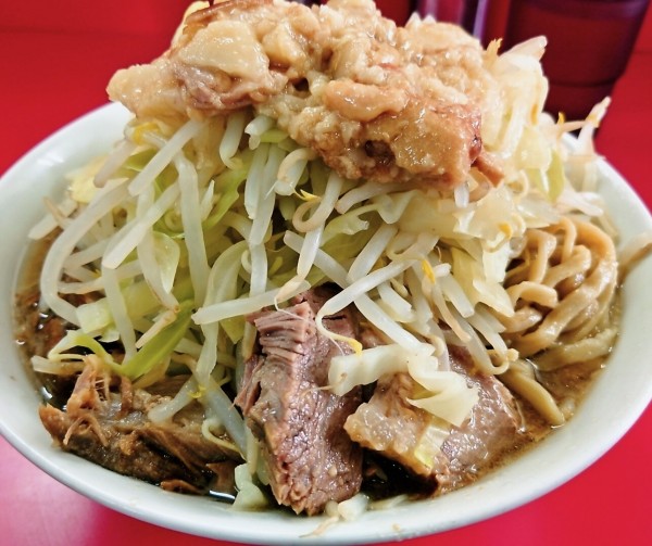 「麺半分＋豚マシ」@ラーメン二郎 柏店の写真