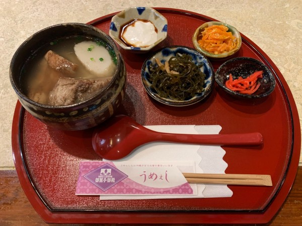 「ゆくら半そば 780円」@おかしごてんのレストランの写真