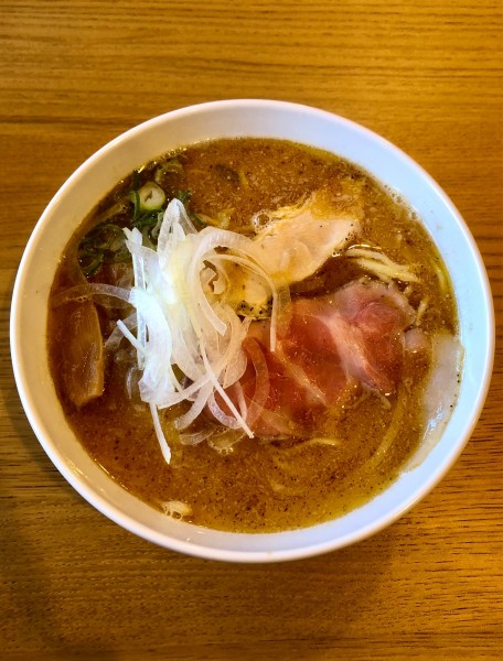 「鶏そば大盛り（790+150）」@らーめんえびすの写真