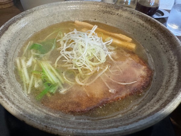 「純塩ラーメン」@麺らいけんの写真